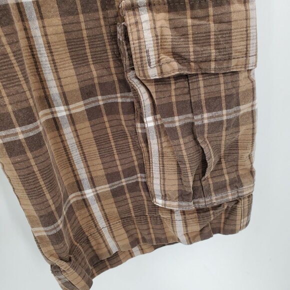 Old Navy Brown Plaid Cargo Shorts Size 30 Classic Fit Cotton Outdoor Utility - Picture 5 of 13